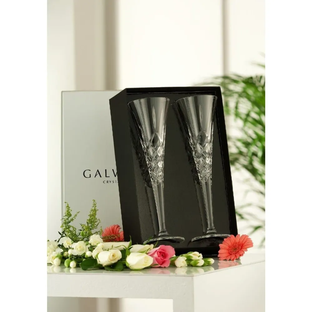 Engraved Longford Romance Flute Glass Pair<Galway Crystal Clearance