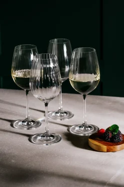 Erne Wine Glass Set of 4<Galway Crystal