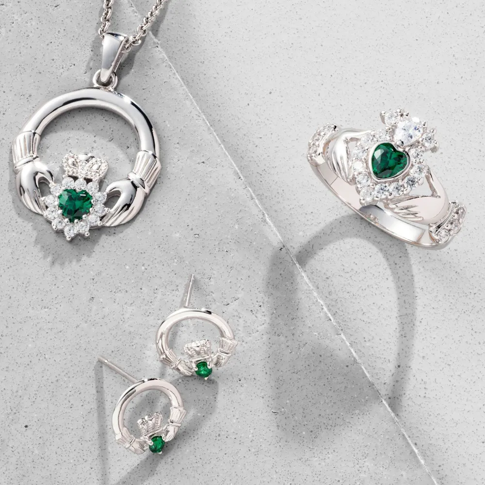Green Crystal Sparkle Claddagh Sterling Silver Ring<Galway Crystal Outlet