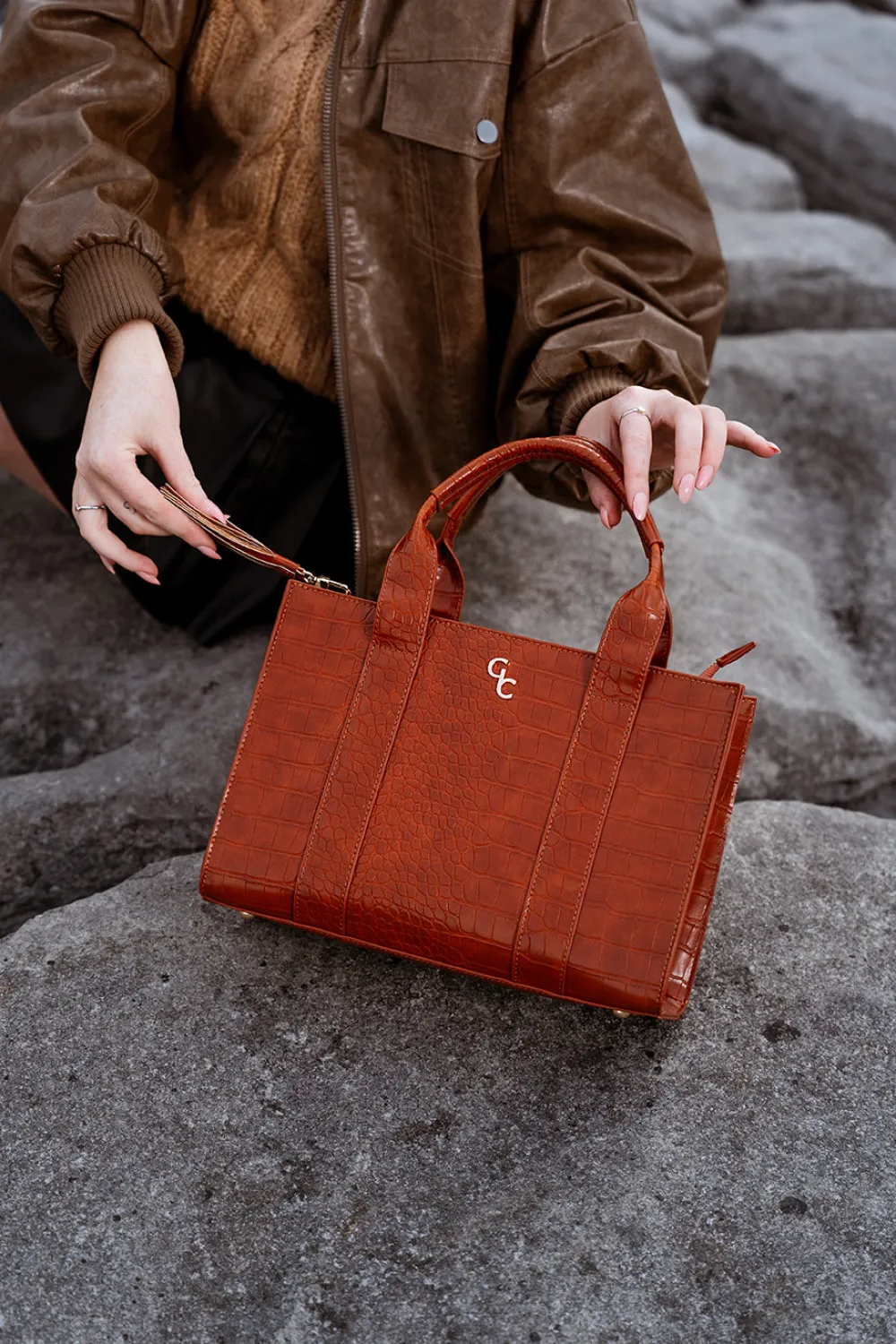 Medium Tote - Tan Croc Detail<Galway Crystal Hot