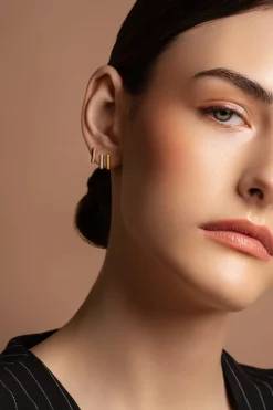Plain Bar Sterling Silver Stud Earrings<Galway Crystal