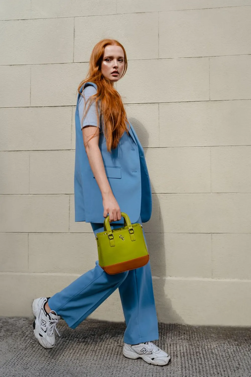 Two Tone Shoulder Bag - Lime & Tan<Galway Crystal Hot